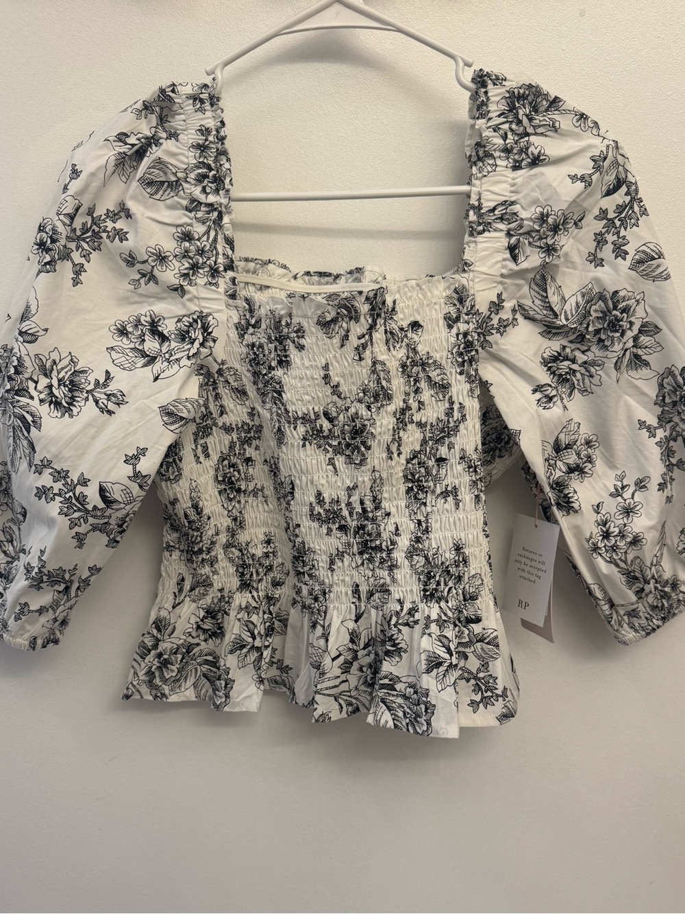 Rachel Parcell Black & White Floral Smocked Puff Sleeve Blouse